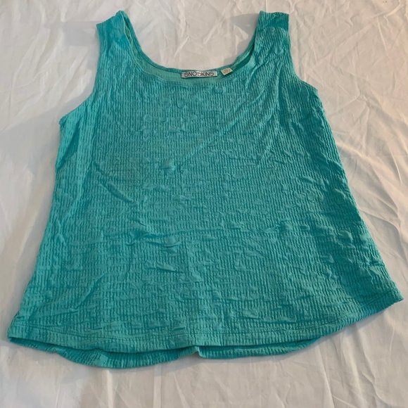 Snoskins Aqua/Turquoise Textured Tank Size XL - Picture 1 of 9